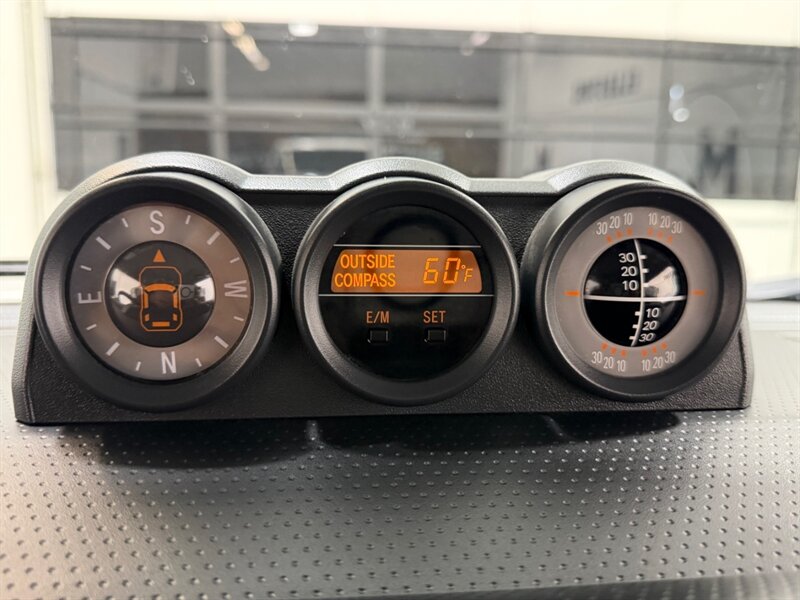 2008 Toyota FJ Cruiser Sport Utility 4X4 V6 / LIFTED / Backup Camera /Heated Seats - Photo 20 - Gladstone, OR 97027