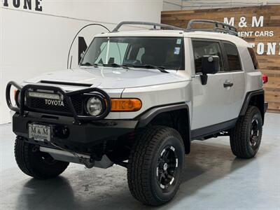 2008 Toyota FJ Cruiser Sport Utility 4X4 V6 / LIFTED / Backup Camera  /Heated Seats SUV