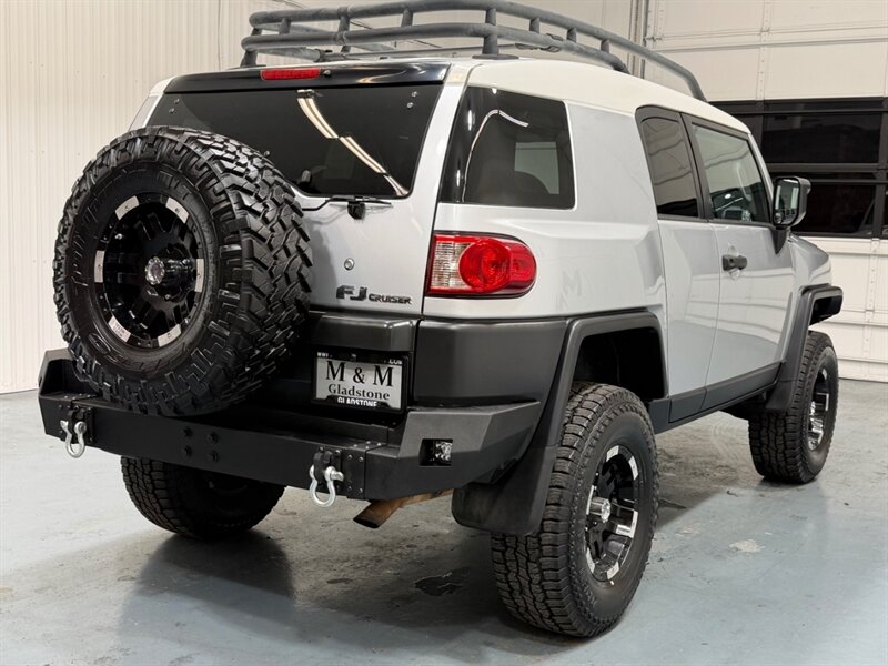 2008 Toyota FJ Cruiser Sport Utility 4X4 V6 / LIFTED / Backup Camera /Heated Seats - Photo 8 - Gladstone, OR 97027