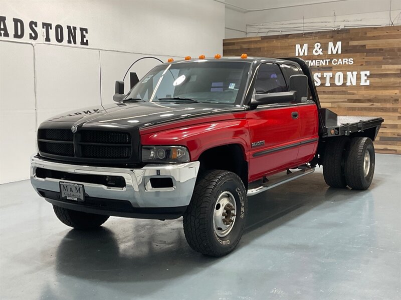 1998 Dodge Ram 3500 Laramie SLT 4X4 / 5.9L DIESEL / DUALLY / FLAT BED  / ZERO RUST / ONLY 119K MILES - Photo 54 - Gladstone, OR 97027