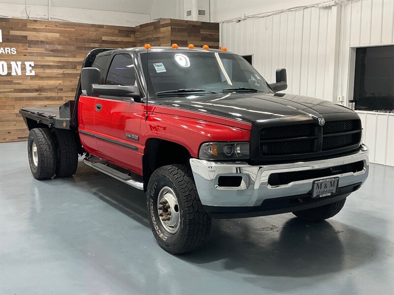 1998 Dodge Ram 3500 Laramie SLT 4X4 / 5.9L DIESEL / DUALLY / FLAT BED  / ZERO RUST / ONLY 119K MILES - Photo 48 - Gladstone, OR 97027