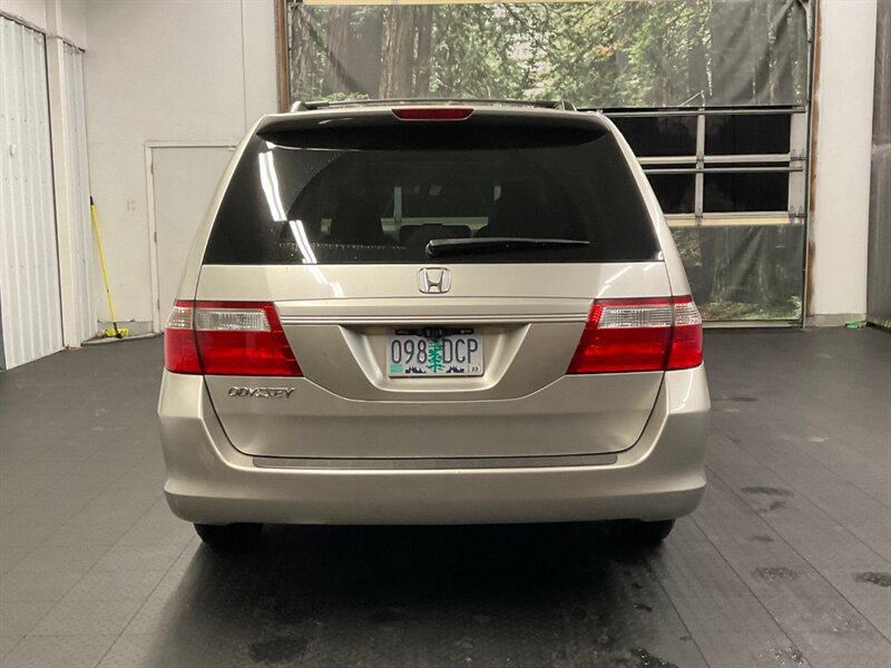 2007 Honda Odyssey EX-L MiniVan / Leather & Heated Seats / Sunroof  LOCAL OREGON VAN / GREAT SERVICE / CLEAN !!! - Photo 6 - Gladstone, OR 97027