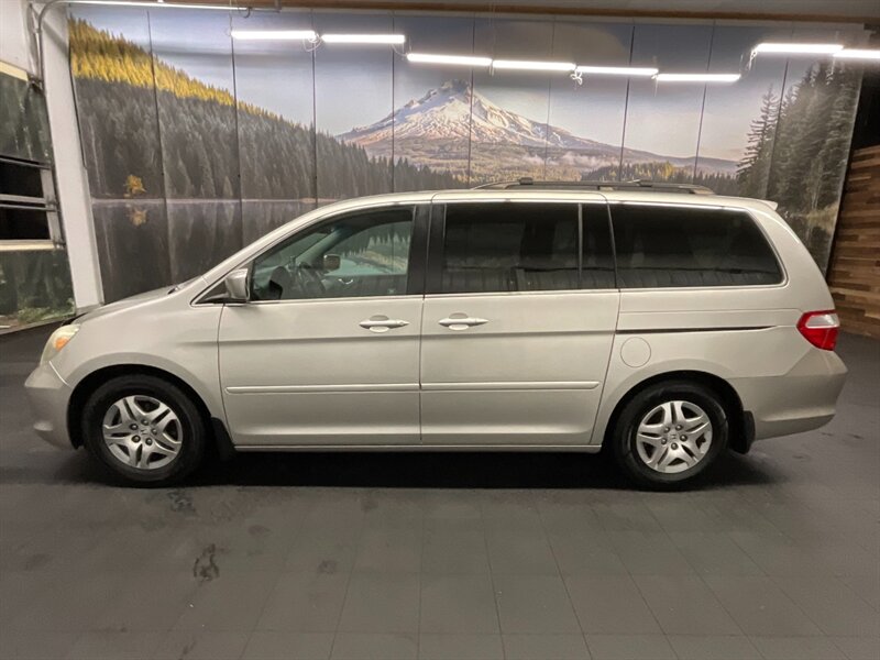 2007 Honda Odyssey EX-L MiniVan / Leather & Heated Seats / Sunroof  LOCAL OREGON VAN / GREAT SERVICE / CLEAN !!! - Photo 3 - Gladstone, OR 97027