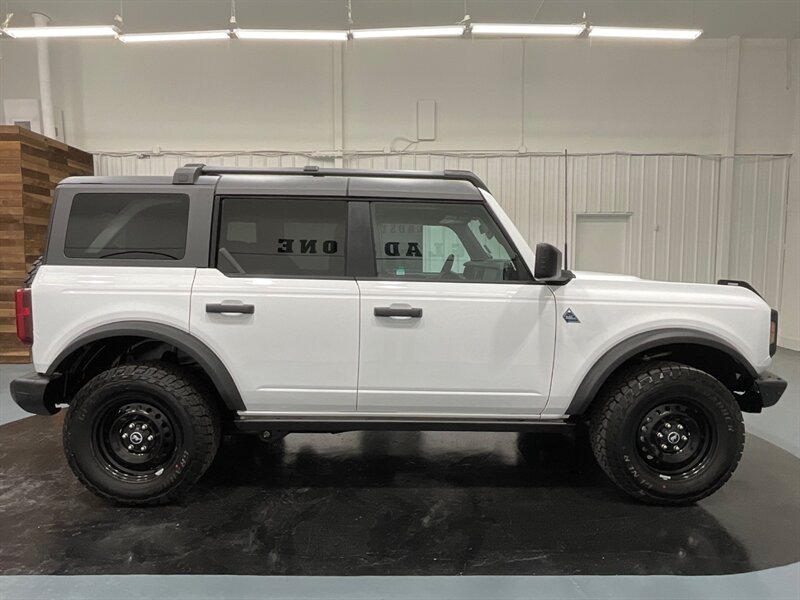 2023 Ford Bronco Black Diamond Advanced 4X4 / 2.3L ECOBOOST /MANUAL  / 7-SPEED MANUAL / HARD TOP / 4,000 MILES - Photo 4 - Gladstone, OR 97027