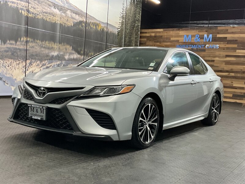 2018 Toyota Camry   - Photo 1 - Gladstone, OR 97027