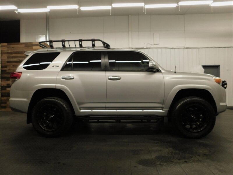 2013 Toyota 4Runner Limited 4X4 / 3RD RO   - Photo 4 - Gladstone, OR 97027