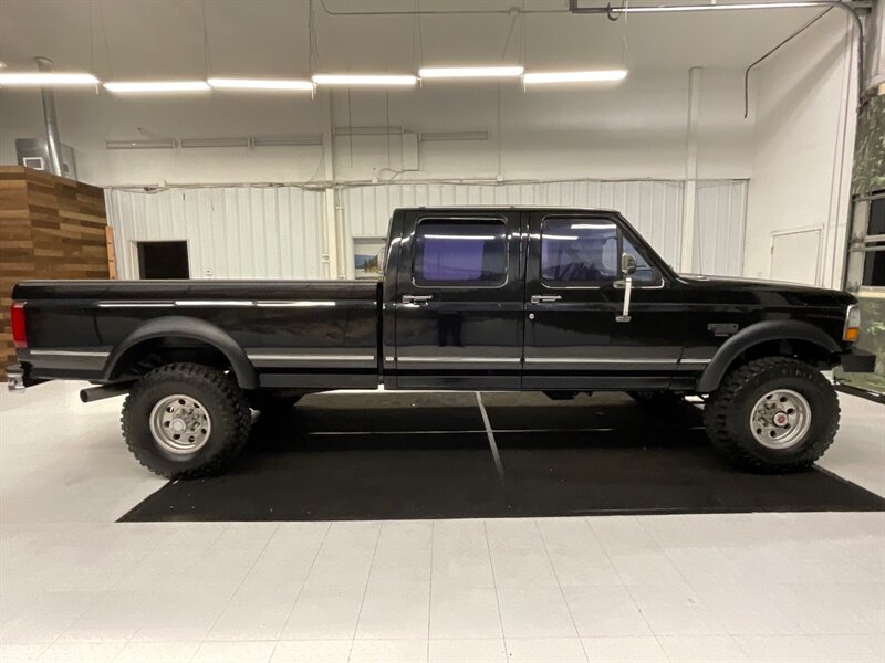 1994 Ford F-350 XLT Crew Cab 4X4 7.3L TURBO DIESEL / 1-OWNER  / LOCAL TRUCK / RUST FREE / Excel Cond / LONG BED / 179,000 MILES - Photo 4 - Gladstone, OR 97027