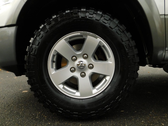 2010 Dodge Ram 1500 TRX4 Off Road / 4X4 / V8 HEMI / Excel Cond   - Photo 37 - Portland, OR 97217