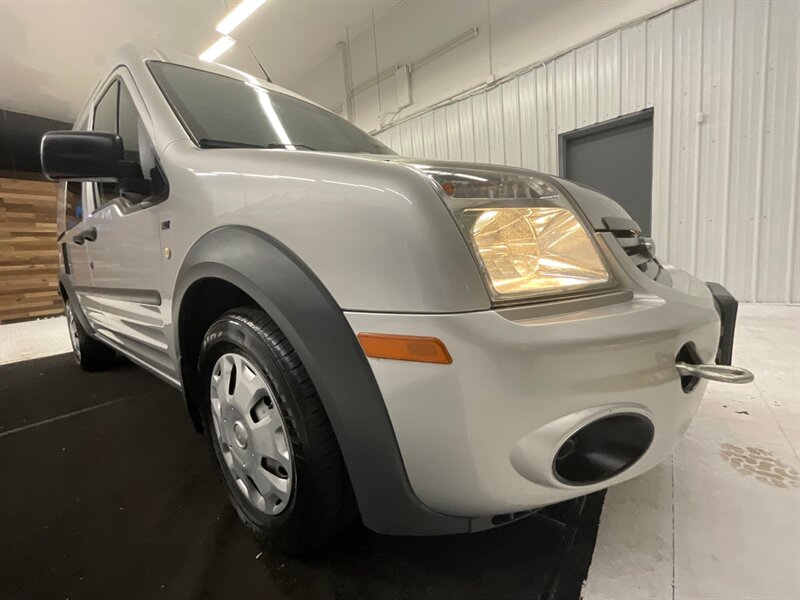 2010 Ford Transit Connect Wagon XLT Passenger Van / 2.0L 4Cyl / 36,000 MILES  / LOCAL VAN / Excel Condition / 5-Passenger w/ CARGO AREA - Photo 21 - Gladstone, OR 97027