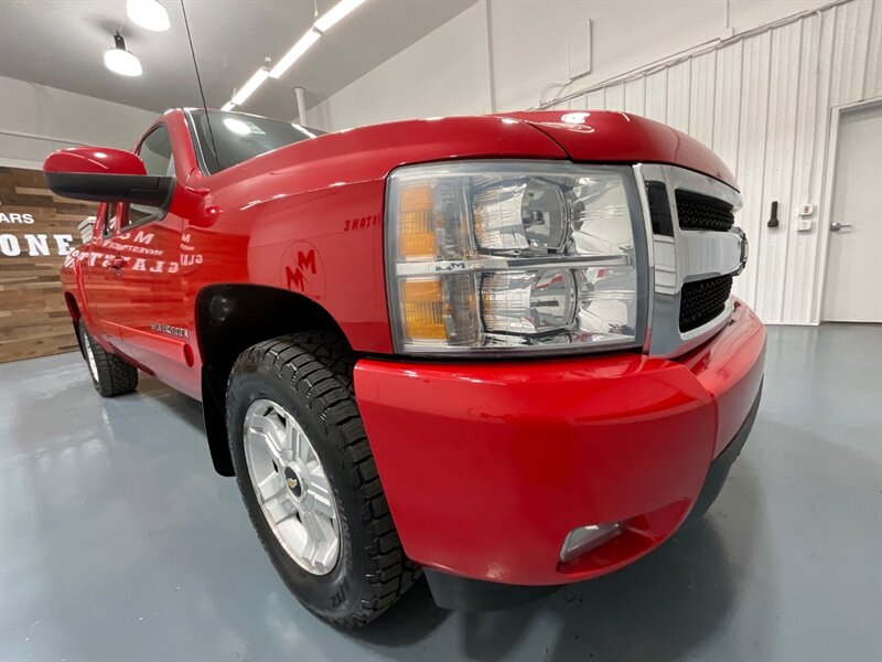 2007 Chevrolet Silverado 1500 LTZ LTZ 4dr Extended Cab 4X4 / 1-OWNER / Z71 OFFRD  / Leather Heated Seats - Photo 54 - Gladstone, OR 97027