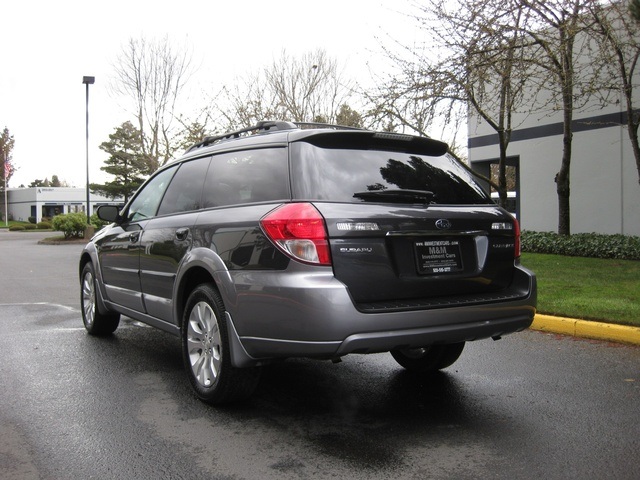 2009 Subaru Outback 2.5i Limited / AWD/ Leather/ Moonroof   - Photo 3 - Portland, OR 97217