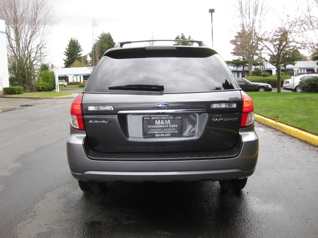 2009 Subaru Outback 2.5i Limited / AWD/ Leather/ Moonroof   - Photo 4 - Portland, OR 97217