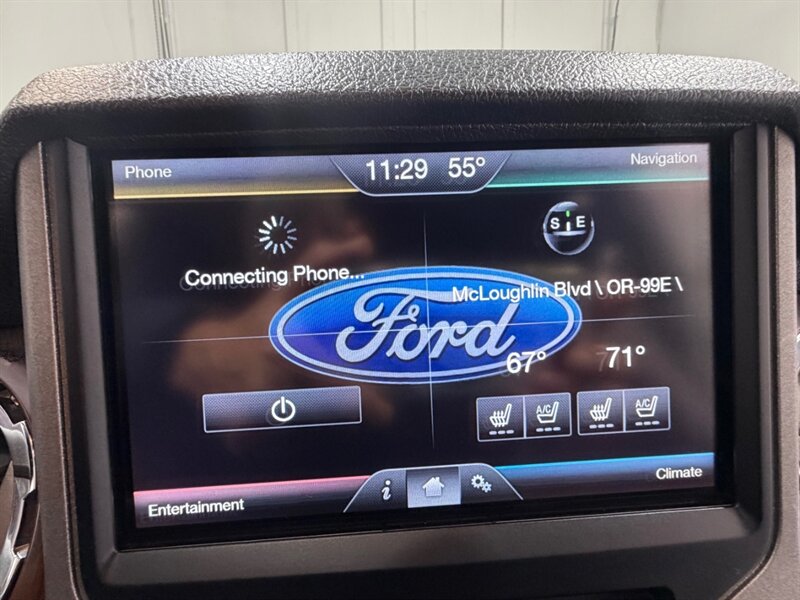 2016 Ford F-350 Lariat F350 Super Duty 4X4 6.7L DIESEL /55K MILES /Heated & Cooled Leather Seats /Sunroof / ZERO RUST - Photo 19 - Gladstone, OR 97027