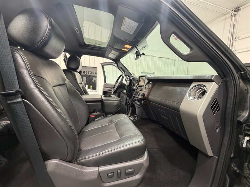 2016 Ford F-350 Lariat F350 Super Duty 4X4 6.7L DIESEL /55K MILES /Heated & Cooled Leather Seats /Sunroof / ZERO RUST - Photo 14 - Gladstone, OR 97027