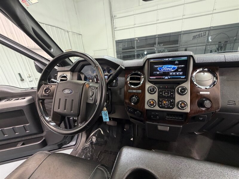 2016 Ford F-350 Lariat F350 Super Duty 4X4 6.7L DIESEL /55K MILES /Heated & Cooled Leather Seats /Sunroof / ZERO RUST - Photo 16 - Gladstone, OR 97027