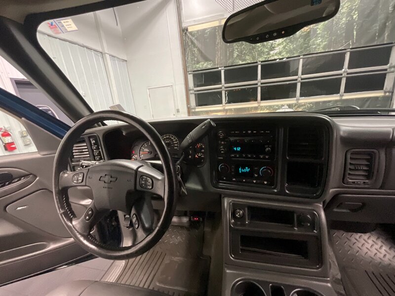 2006 Chevrolet Silverado 2500 LT Crew Cab 4X4 / 6.6L DURAMAX DIESEL / LBZ MOTOR  1-OWNER LOCAL TRUCK / RUST FREE / ONLY 87,000 MILES / SUPER CLEAN !!! - Photo 30 - Gladstone, OR 97027