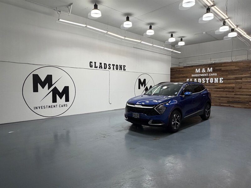 2025 Kia Sportage EX Sport Utility / AWD / 1-OWNER / NEW TIRES / 1-OWNER / Sunroof / Leather - Photo 37 - Gladstone, OR 97027