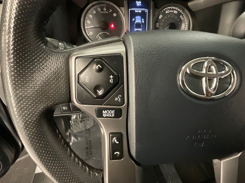 2018 Toyota Tacoma 4x4 SR5 V6 / LONG BED / 1-Owner / LIFTED  / BRAND NEW 33 " MUD TIRES & 18 " FUEL WHEELS / Local Oregon truck / RUST FREE / 56,000 MILES - Photo 40 - Gladstone, OR 97027