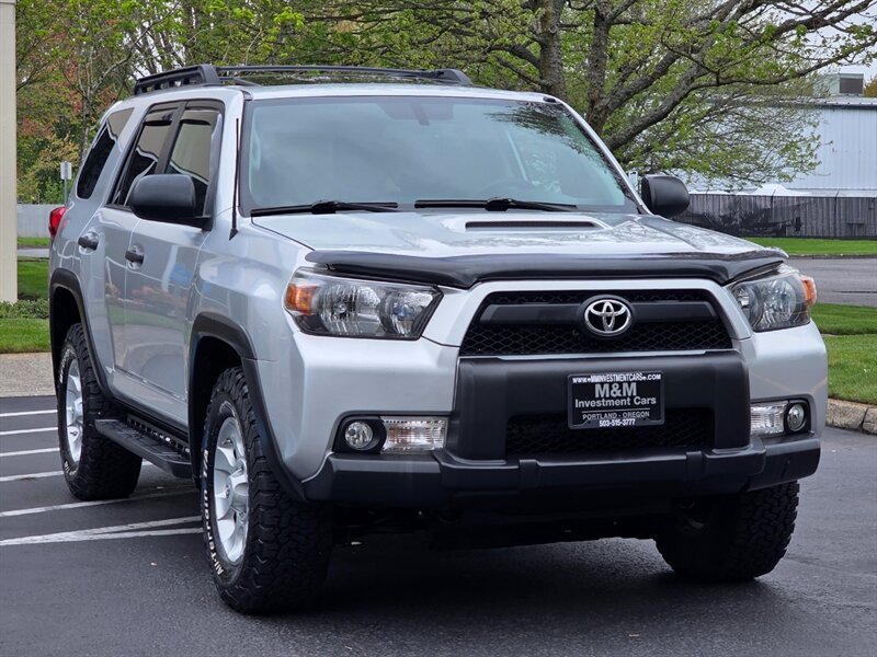 2011 Toyota 4Runner TRAIL EDITION 4X4 Rear Diff Lock / BF Goodrich  / Navigation / Back Up CAM / Power Seats / Sun Roof - Photo 2 - Portland, OR 97217