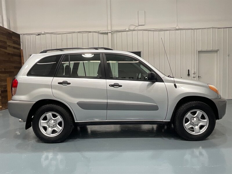 2003 Toyota RAV4 Sport Utility AWD / 4Cyl / 133K Miles  / Towing Pkg / ZERO RUST - Photo 3 - Gladstone, OR 97027