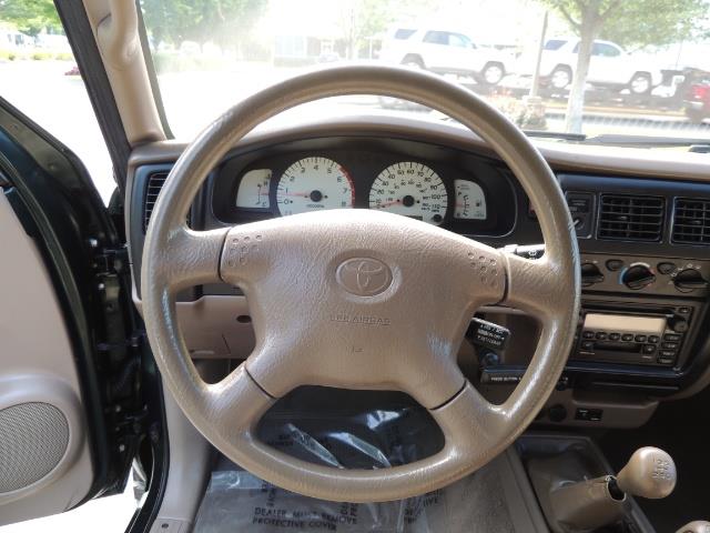 2003 Toyota Tacoma / 4X4 / 5-SPEED MANUAL / NEW TIRES / LIFTED !!!   - Photo 28 - Portland, OR 97217