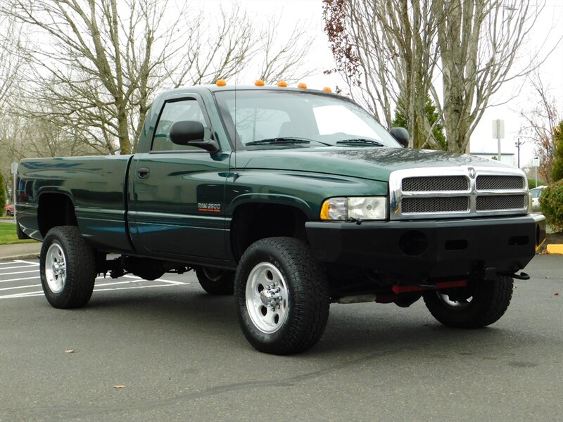 1998 Dodge Ram 2500 ST 4X4 / 5-SPEED / 5.9L Diesel 12-VALVE / LOW MILE