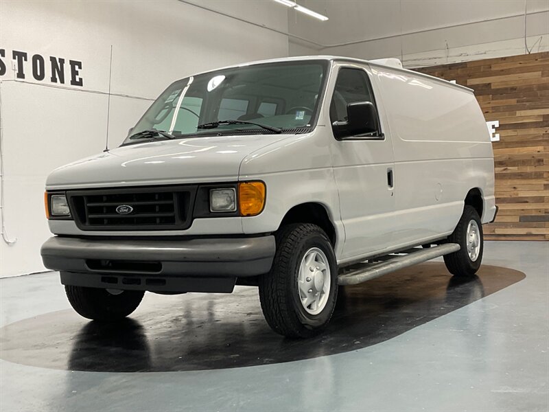 2007 Ford E-Series Van E-250 Cargo Van / 4.6L V8 / ONLY 29,000 MILES   - Photo 56 - Gladstone, OR 97027