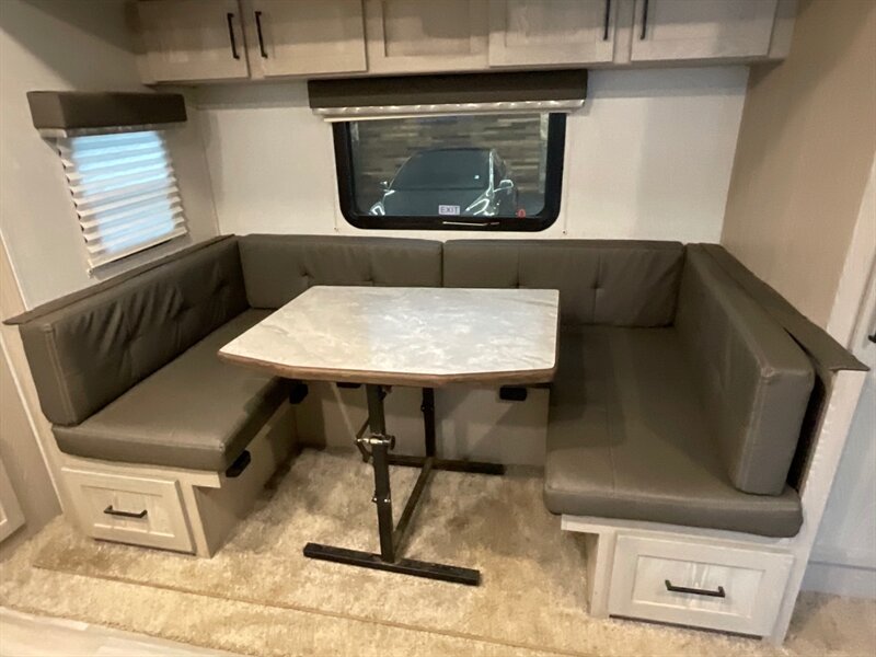 2021 Rockwood ROCKWOOD MINI LITE 2509S SUPER CLEAN TRAVEL TRAILER / LIKE NEW  SLIDE OUT / BEAUTIFUL LAYOUT - Photo 21 - Gladstone, OR 97027