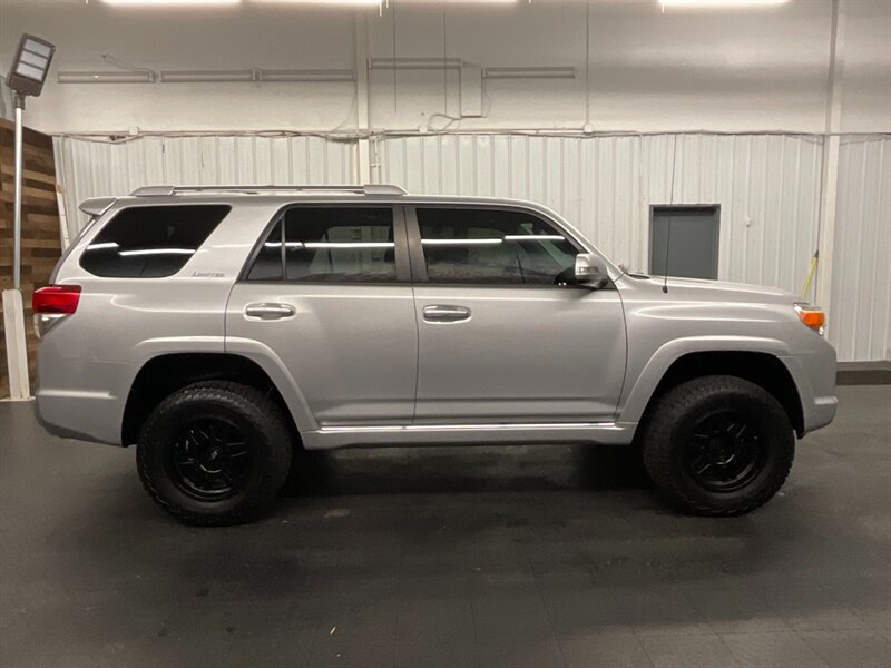 2011 Toyota 4Runner Limited 4X4 / 3RD ROW SEAT / Excel Cond SUPER CLEAN ...