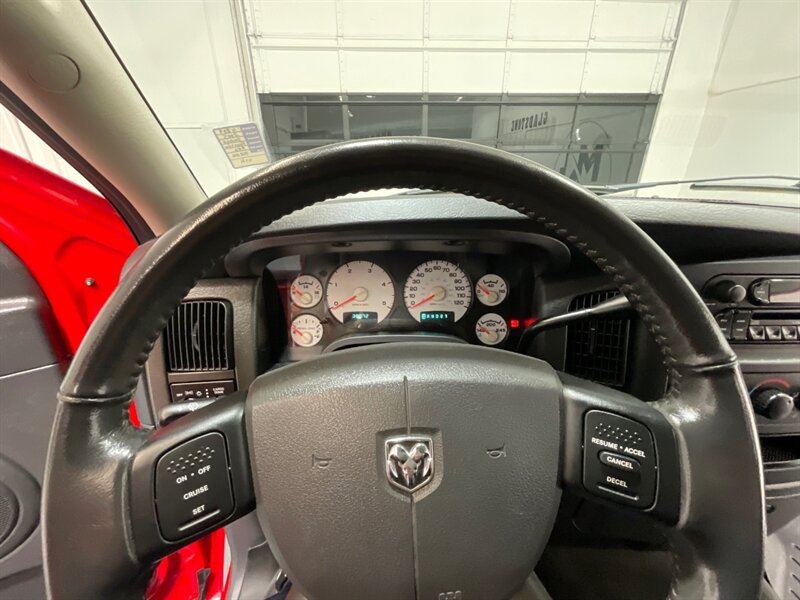 2005 Dodge Ram 2500 SLT Quad Cab 4X4 /5.9L DIESEL/1-OWNER/37,000 MILES / LONG BED / ZERO RUST / LOCAL OREGON TRUCK - Photo 38 - Gladstone, OR 97027