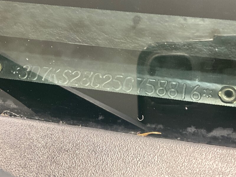 2005 Dodge Ram 2500 SLT Quad Cab 4X4 /5.9L DIESEL/1-OWNER/37,000 MILES / LONG BED / ZERO RUST / LOCAL OREGON TRUCK - Photo 49 - Gladstone, OR 97027