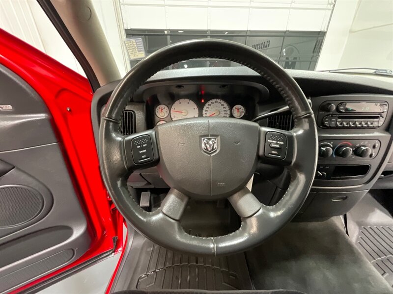 2005 Dodge Ram 2500 SLT Quad Cab 4X4 /5.9L DIESEL/1-OWNER/37,000 MILES / LONG BED / ZERO RUST / LOCAL OREGON TRUCK - Photo 17 - Gladstone, OR 97027