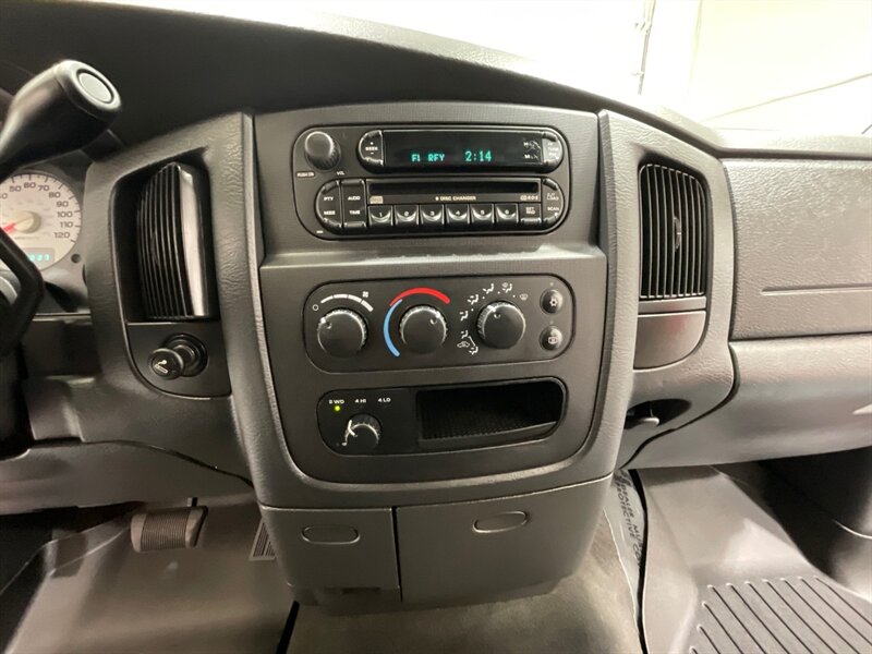 2005 Dodge Ram 2500 SLT Quad Cab 4X4 /5.9L DIESEL/1-OWNER/37,000 MILES / LONG BED / ZERO RUST / LOCAL OREGON TRUCK - Photo 16 - Gladstone, OR 97027