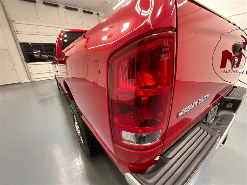 2005 Dodge Ram 2500 SLT Quad Cab 4X4 /5.9L DIESEL/1-OWNER/37,000 MILES / LONG BED / ZERO RUST / LOCAL OREGON TRUCK - Photo 28 - Gladstone, OR 97027