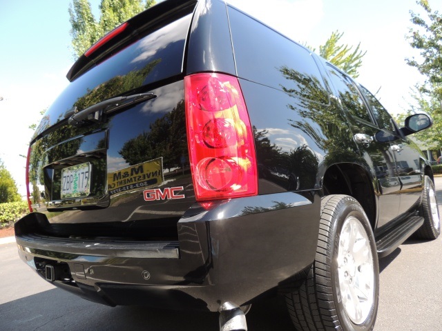 2007 GMC Yukon SLT / 4wd / FLEX Fuel / 8-Passengers / 82K Miles   - Photo 11 - Portland, OR 97217