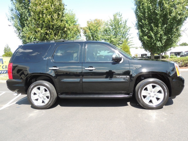 2007 GMC Yukon SLT / 4wd / FLEX Fuel / 8-Passengers / 82K Miles   - Photo 4 - Portland, OR 97217