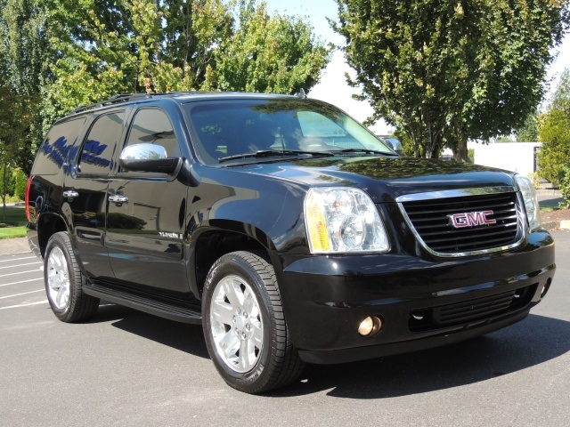 2007 GMC Yukon SLT / 4wd / FLEX Fuel / 8-Passengers / 82K Miles   - Photo 2 - Portland, OR 97217