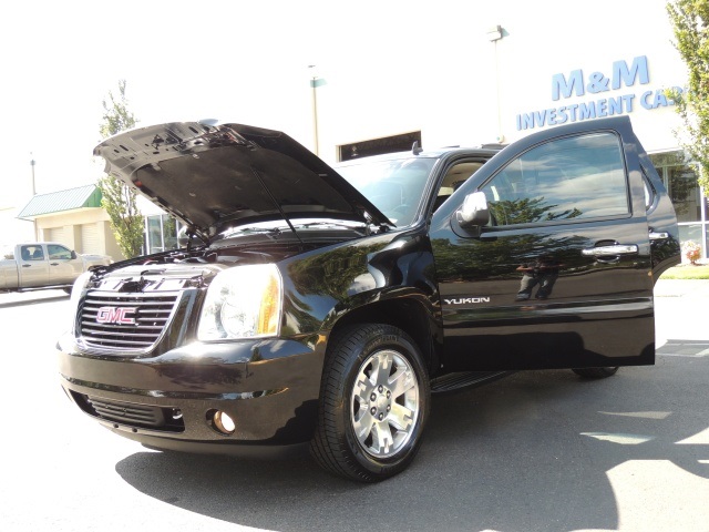 2007 GMC Yukon SLT / 4wd / FLEX Fuel / 8-Passengers / 82K Miles   - Photo 13 - Portland, OR 97217