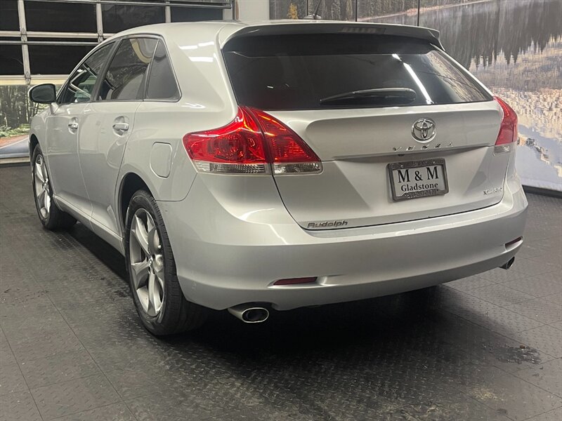 2012 Toyota Venza XLE Premium AWD / Leather / BRAND NEW TIRES  Leather & Heated Seats / Backup Camera / AWD / CLEAN - Photo 6 - Gladstone, OR 97027