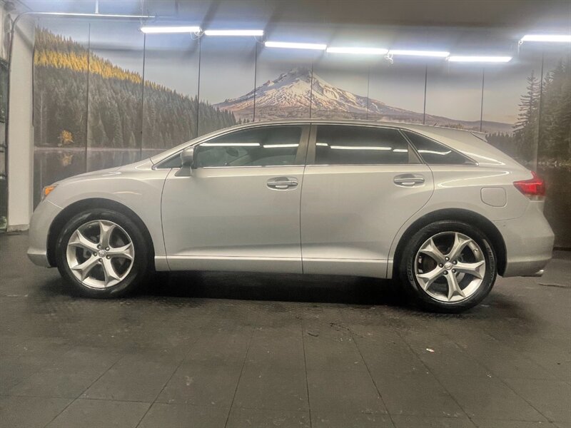 2012 Toyota Venza XLE Premium AWD / Leather / BRAND NEW TIRES  Leather & Heated Seats / Backup Camera / AWD / CLEAN - Photo 3 - Gladstone, OR 97027