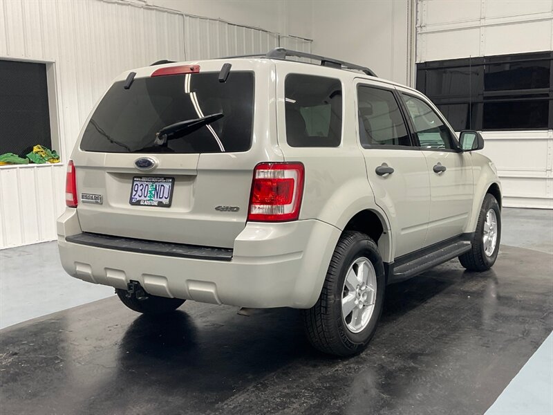 2009 Ford Escape XLT Sport Utility 4X4 / 3.0L V6 / NEW TIRES  / Excel Cond - Photo 9 - Gladstone, OR 97027