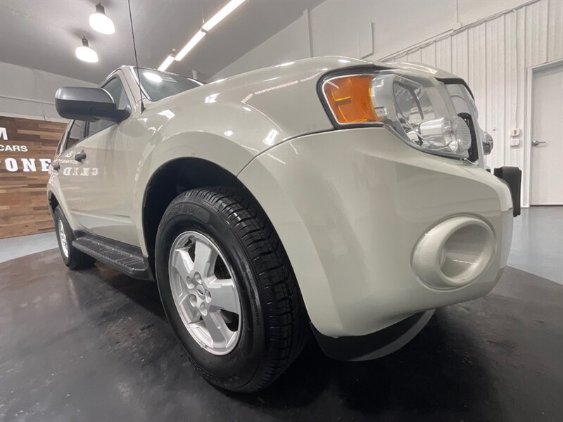 2009 Ford Escape XLT Sport Utility 4X4 / 3.0L V6 / NEW TIRES  / Excel Cond - Photo 36 - Gladstone, OR 97027