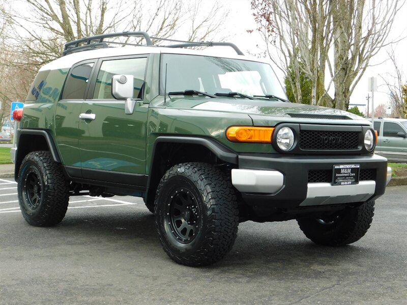 2014 Toyota FJ Cruiser 4WD / CRAWL CONTROL / DIFF LOCKS / LIFTED   - Photo 2 - Portland, OR 97217