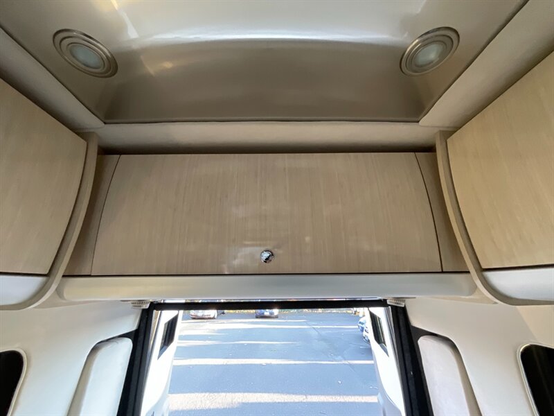 2016 Mercedes-Benz Sprinter 500 Airstream Interstate Extended Grand Touring  Mercedes Interstate Airstream /3.0L V6  DIESEL / DUALLY / 25,000 MILES - Photo 46 - Gladstone, OR 97027