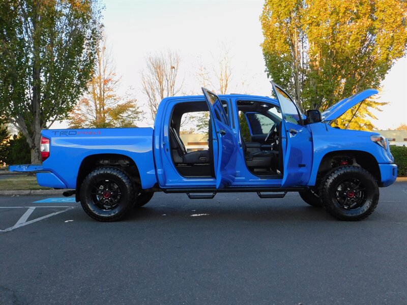 2019 Toyota Tundra TRD PRO 4X4 / V8 / CREWMAX / SUN ROOF / LEATHER  NAVi / FULL WARRANTY / LIFTED !!! - Photo 23 - Portland, OR 97217