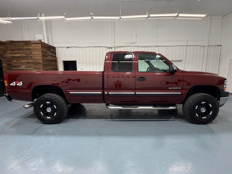 2002 Chevrolet Silverado 2500 LT 2500HD 4X4 8.1L V8 / LOCAL TRUCK w. ZERO RUST / LONG BED / 146K MILES - Photo 4 - Gladstone, OR 97027