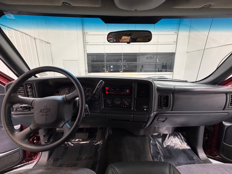 2002 Chevrolet Silverado 2500 LT 2500HD 4X4 8.1L V8 / LOCAL TRUCK w. ZERO RUST / LONG BED / 146K MILES - Photo 40 - Gladstone, OR 97027