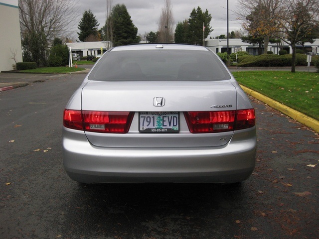 2005 Honda Accord EX w/Leather/ Moonroof/ 5 Speed manual   - Photo 4 - Portland, OR 97217