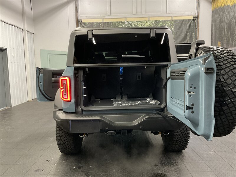 2021 Ford Bronco First Edition Advanced 2Dr 4X4 / ONLY 200 MILES  Hard Top / 2.7L V6 EcoBoost Twin Turbo / NEW CONDITION - Photo 26 - Gladstone, OR 97027