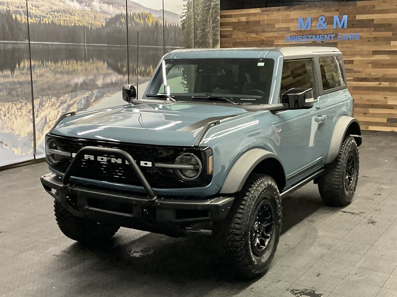 2021 Ford Bronco First Edition Advanced 2Dr 4X4 / ONLY 200 MILES  Hard Top / 2.7L V6 EcoBoost Twin Turbo / NEW CONDITION - Photo 1 - Gladstone, OR 97027